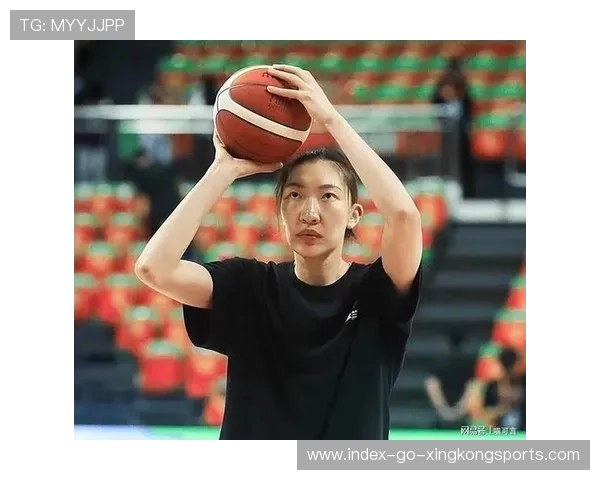 韩旭连续封盖震慑全场,堪称移动防空塔