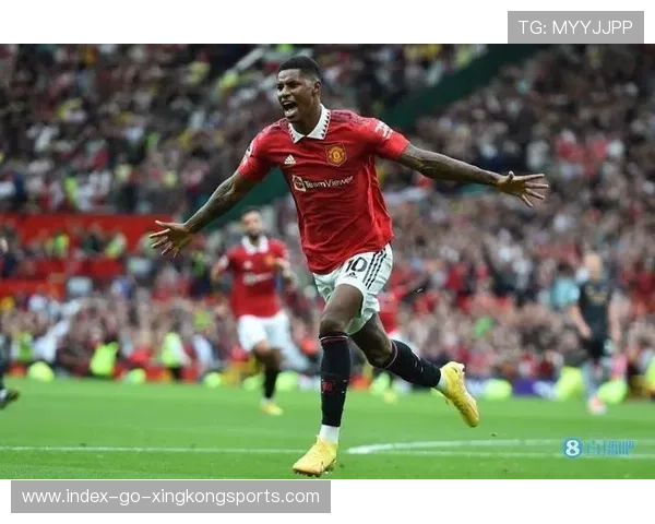 拉什福德角球成杀招，任意球却依旧成短板