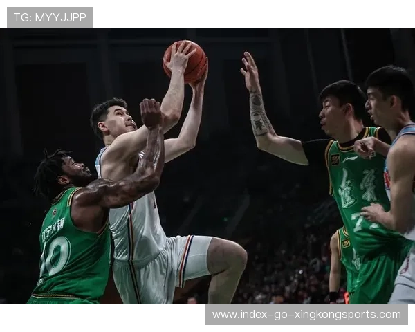 CBA辽宁最后一刻三分命中为城市带来欢庆——用一记三分点亮城市的生活方式