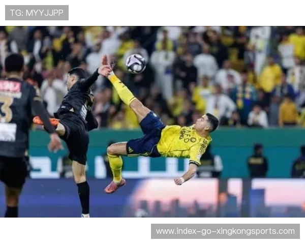 C罗禁区抢点破门，利雅得胜利门前嗅觉在线